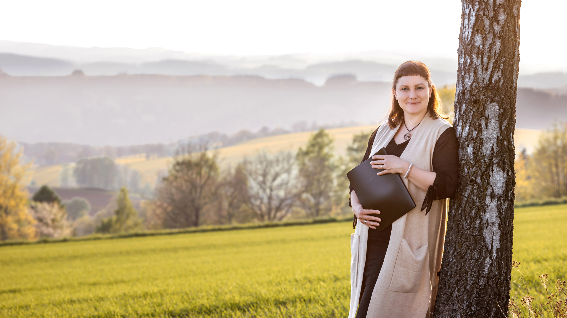 Freie Rednerin Nelly Sawiaczinski